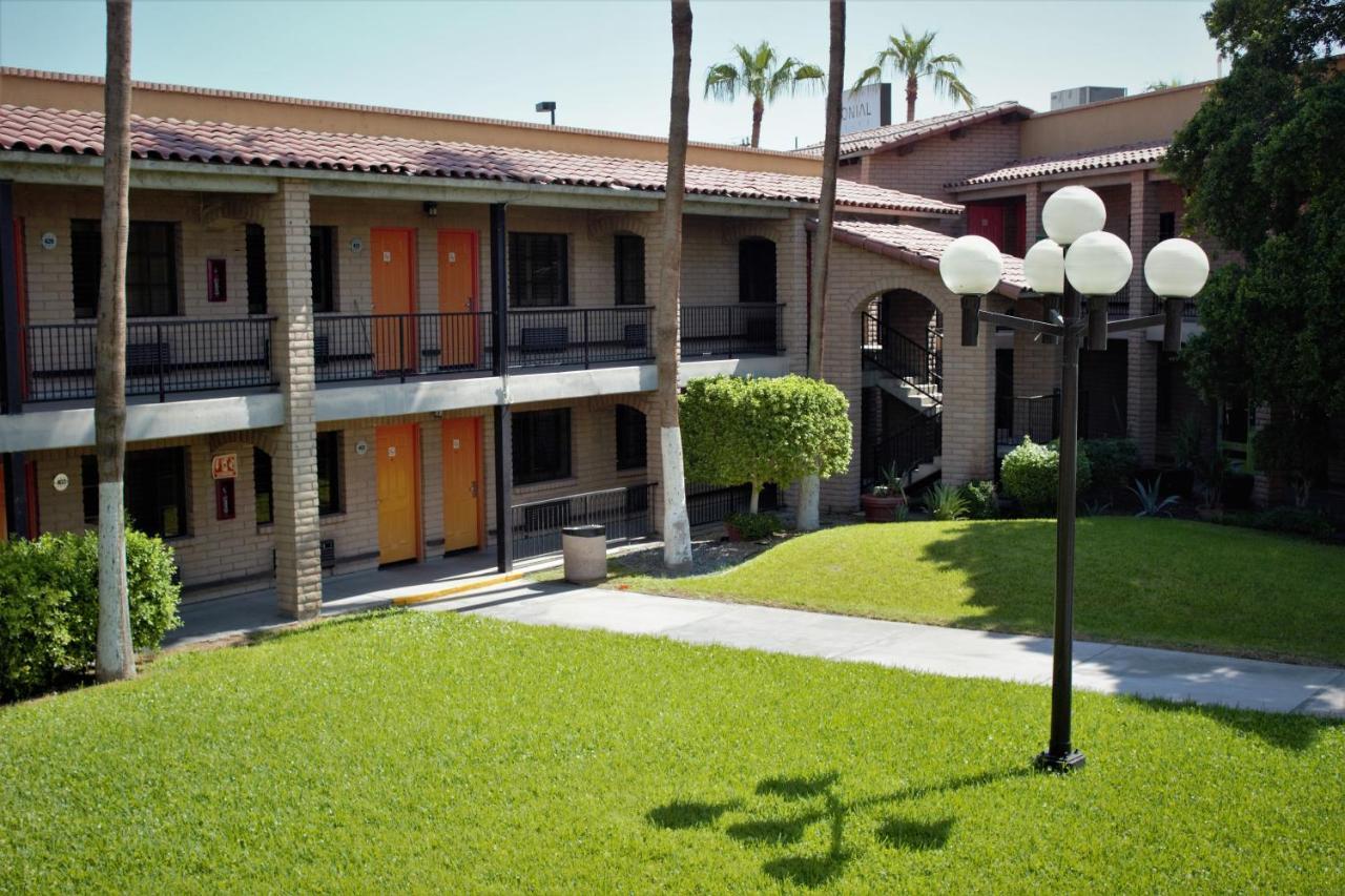 Hotel Colonial Mexicali Exteriör bild