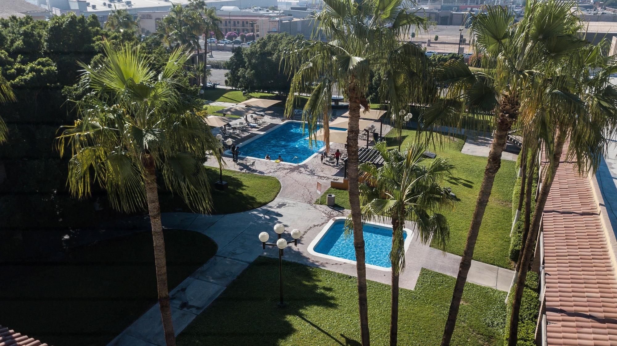 Hotel Colonial Mexicali Exteriör bild