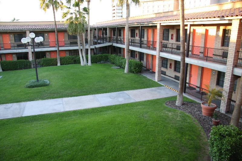 Hotel Colonial Mexicali Exteriör bild